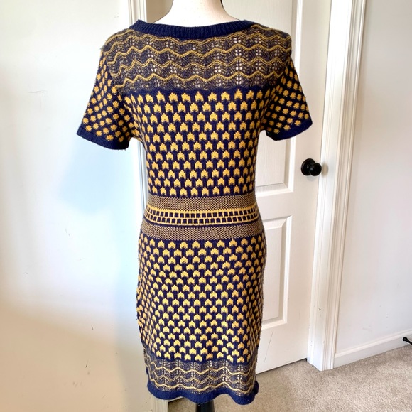 ROMEO & JULIET COUTURE Knir Sweater Dress—SZ. SM - Picture 6 of 13